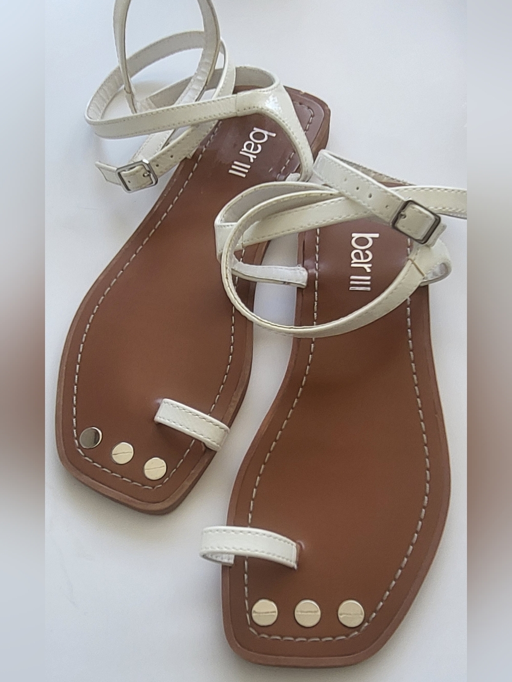 bar III White/Tan Ankle-Strap Toe-Ring Sandals